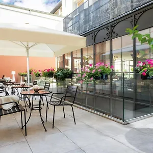 Leonardo Boutique Old Town Отель Краков